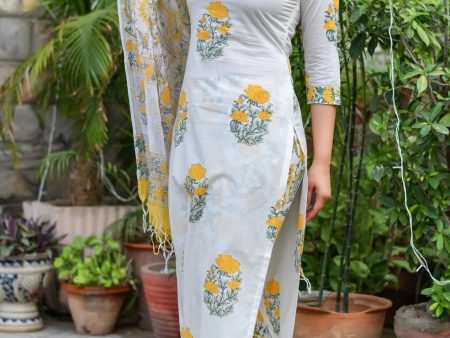 NOZ2TOZ Women White Printed Pure Cotton Kurta, Pant And Dupatta Set Online