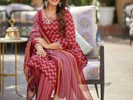 NOZ2TOZ Women Maroon Printed Pure Cotton Kurta, Pant And Dupatta Set Online now