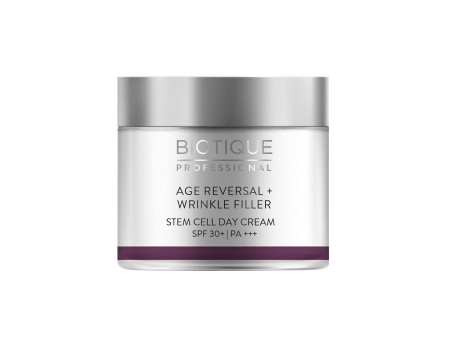 Biotique Professional Age Reversal + Wrinkle Filler Stem Cell Day Cream SPF 30 Online now