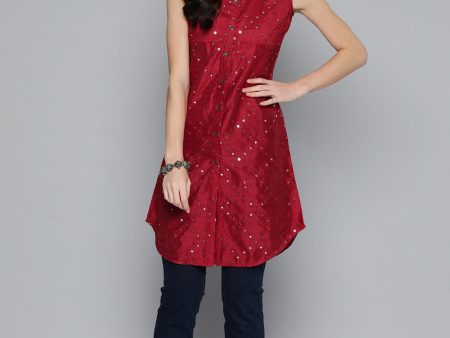 Women Geometric Embroidered Mirror Work Kurta Maroon - Rasiya Online