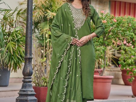 Malishka Women s Mahendi Chanderi Embroidery Kurta Set With Dupatta Online